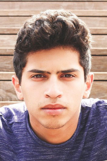 Yasser Jaafari as Le blessé