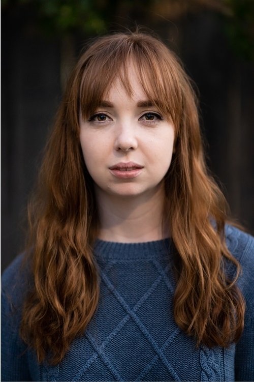 Teah Fraser as Emergency Operator (voice) (uncredited)