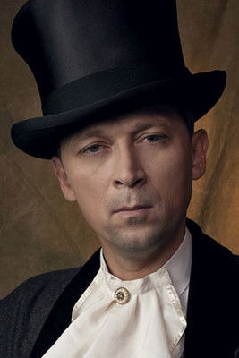 Marek Wrona as 'Prymus'