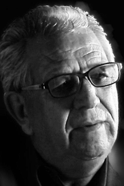 Carlos Weber as Perro