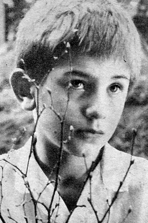 Arvydas Samukas as Viktoras