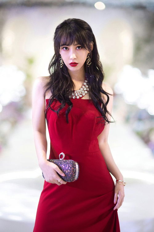 Wang Xiaohan as Mandola