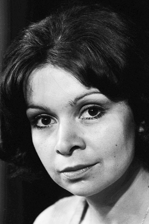 Clara María Escobar as Herminda