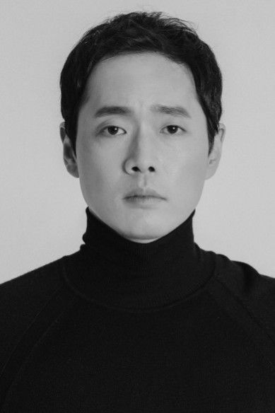 Moon Jae-won as Assistant CF Director