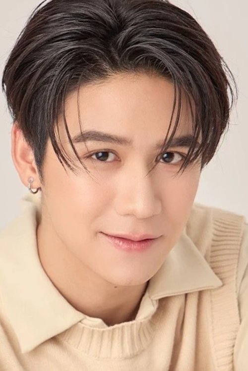 Kittiphop Sereevichayasawat as P