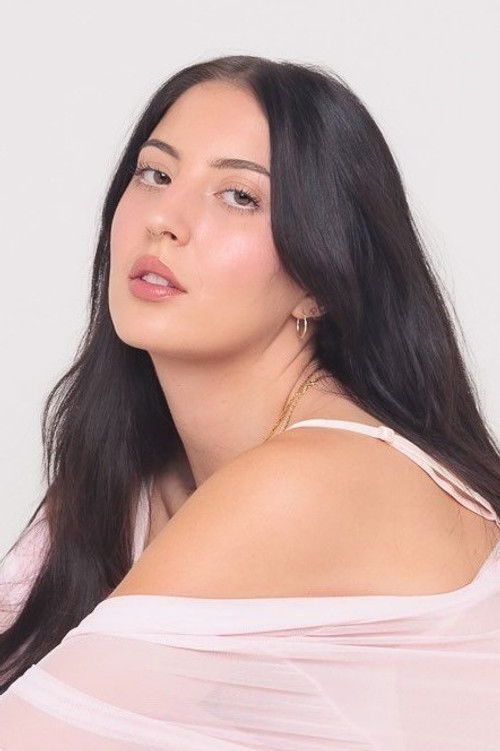 Molly Vasileva as Rachel