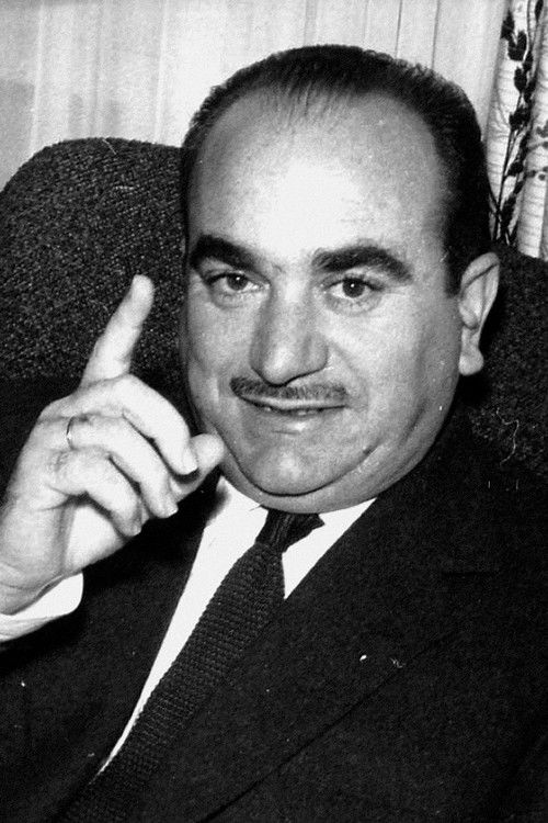 Pedro Lazaga Sabater as 