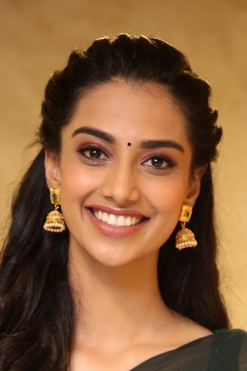 Meenakshi Chaudhary as Leila