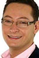 Beto Castillo as Rey Ficturo (voice)