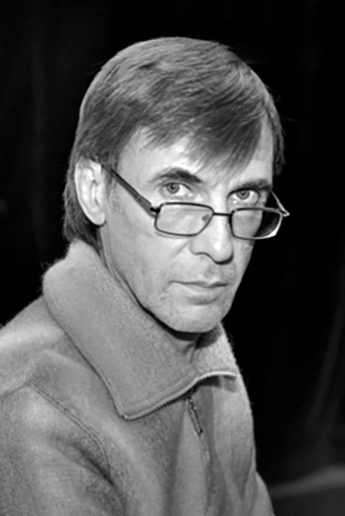 Andrey Skorov as Doctor