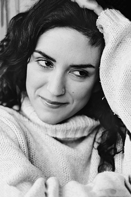 Anna Elefanti as Φρόσω