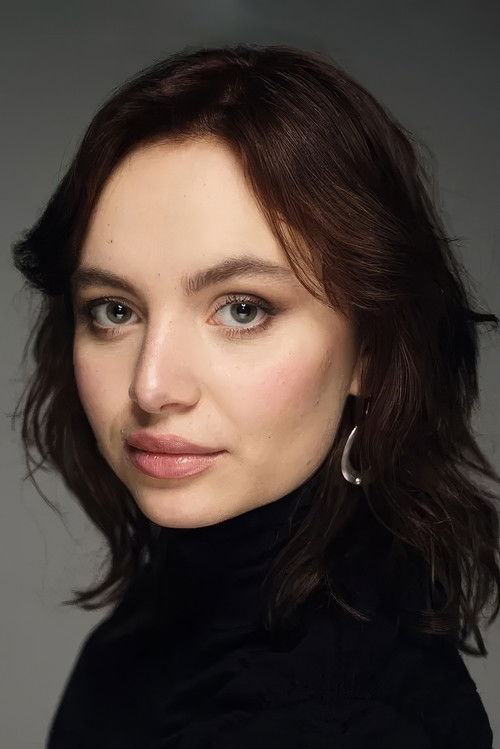 Rebecka Enholm as Sofia