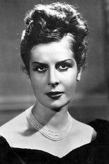 Rubi D'Alma as Paola's friend