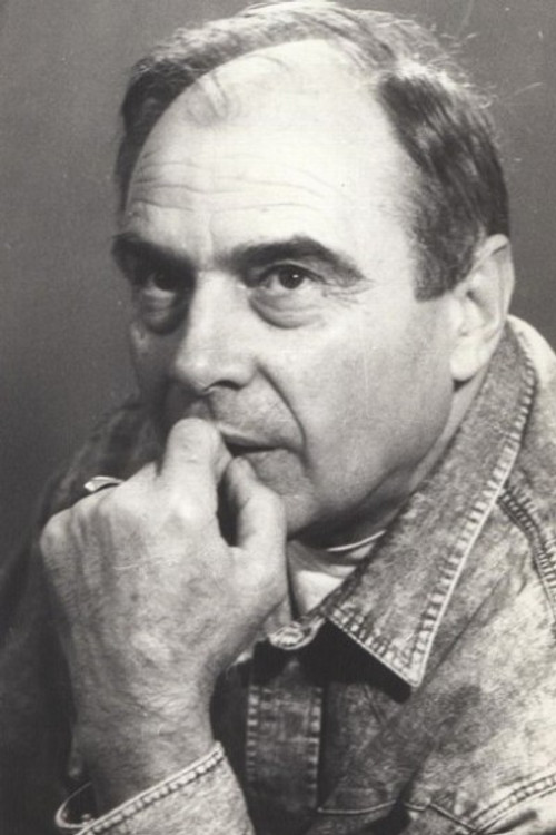 Nikola Galabov as Leytenant Kirov