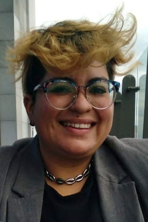 Karen Ramírez as Patient