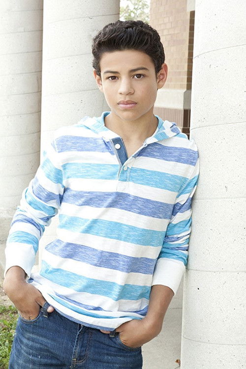 Zach Garcia as Keeter Bush