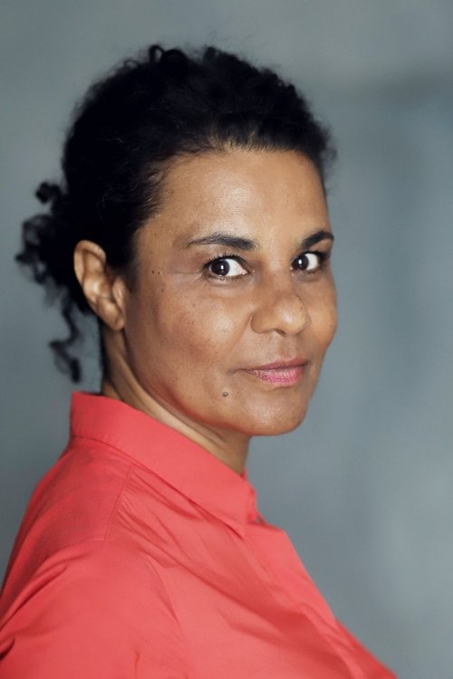 Adisat Semenitsch as Katja