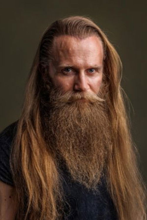 Thor Rosland as Hengist