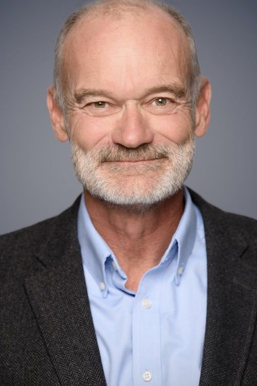 Justin Peach as Tourist (uncredited)