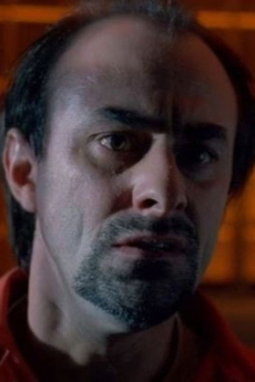 Gordon Tipple as Heskin