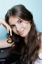 Eve Margnat as Léna