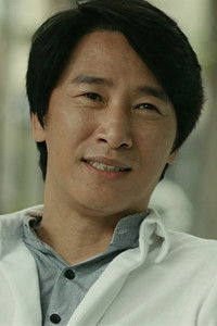 Jeon Ju-ho as Seong-min (성민)