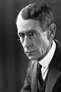 Robert Dudley as Postman (uncredited)