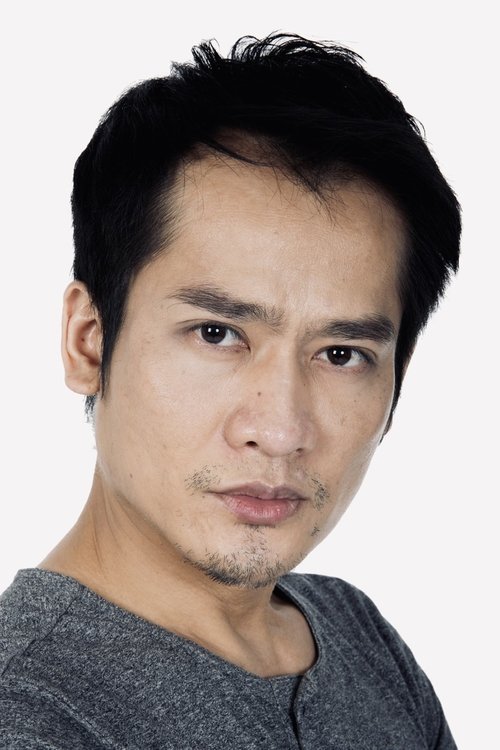 Shakriya Tarinyawat as Bartender