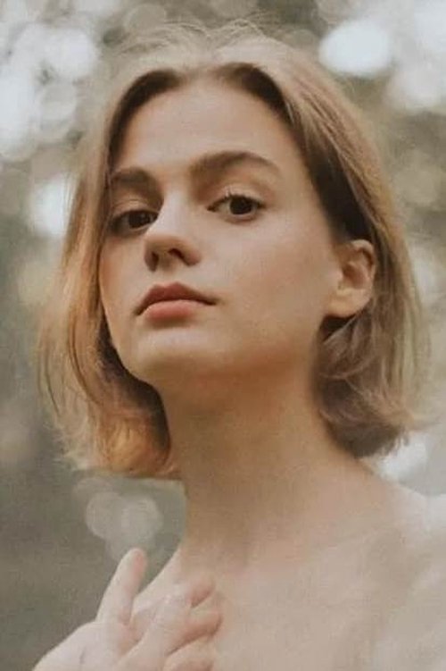Daryna Fedyna as 