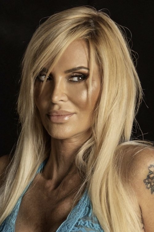 Clara Guggiari as Clara