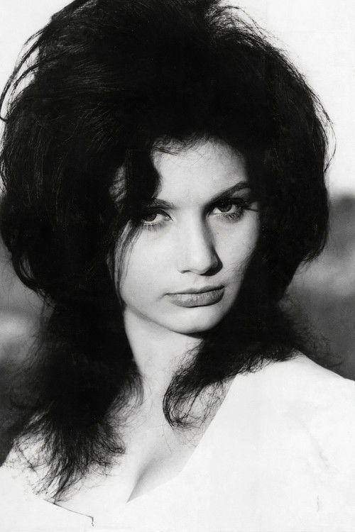 Barbara Nelli as Usherette