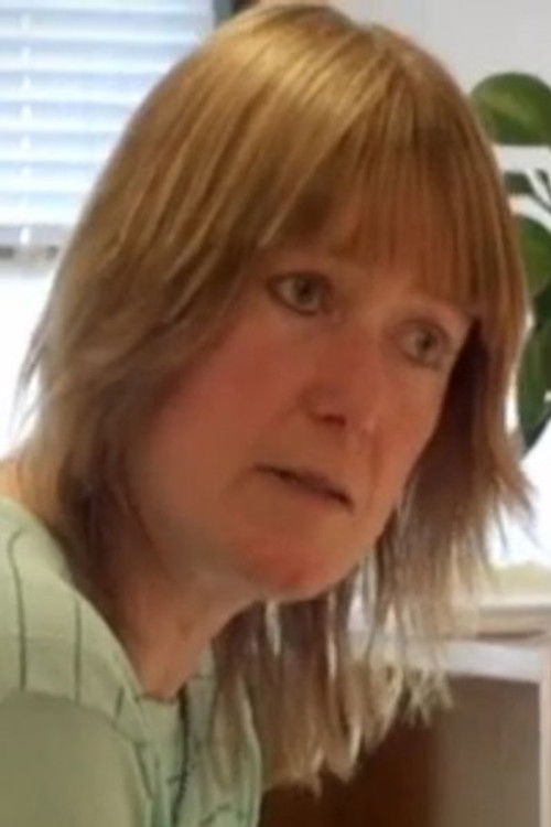 Hanne Løvendahl as Ældre kvinde