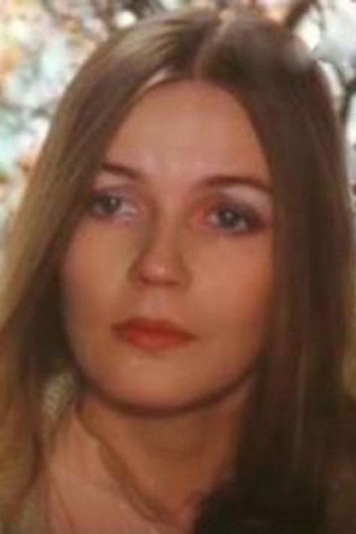 Irina Golitsyna as Лидия Чебоксарова