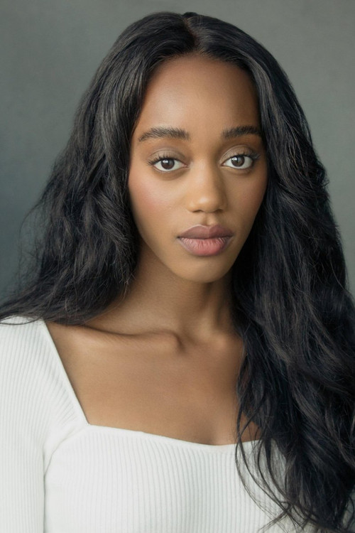 Jamaicia James as Monique