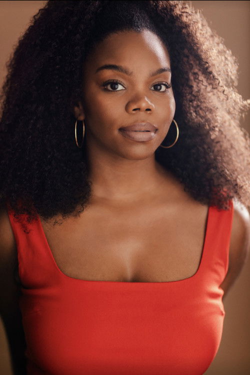 Brittany Inge as Anna Washington