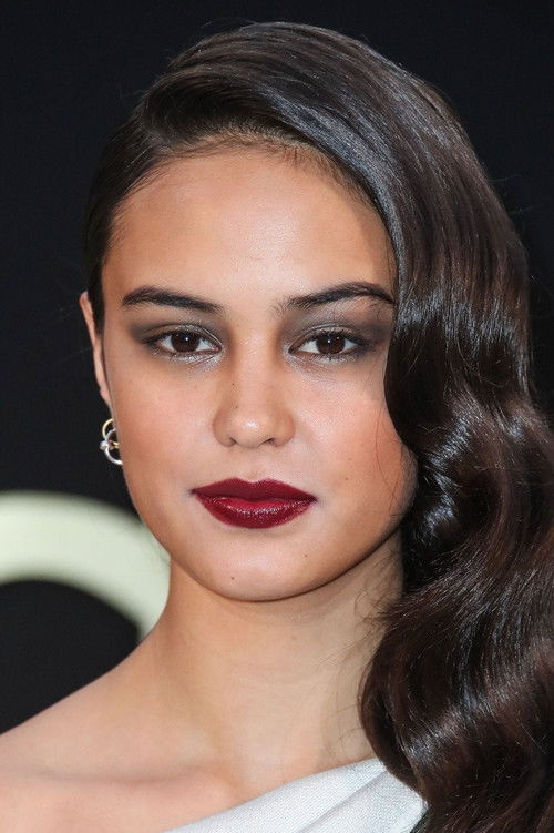 Courtney Eaton as Blake Beeson