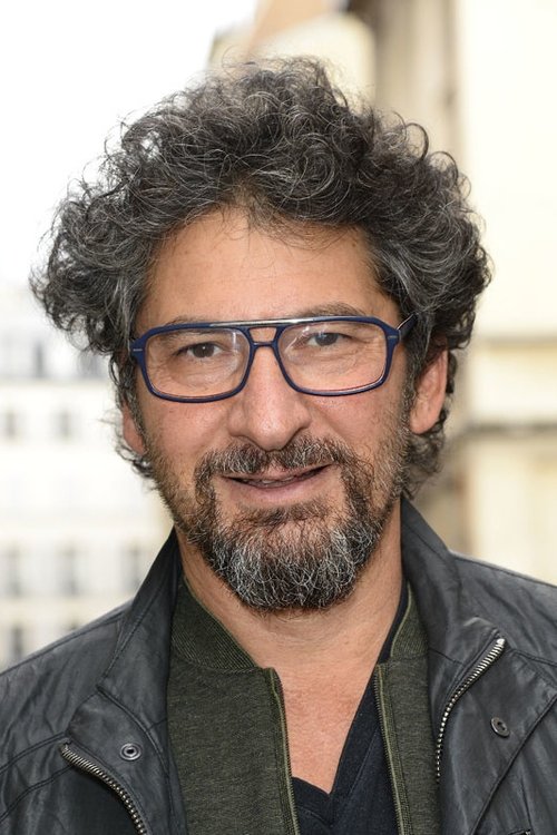 Radu Mihăileanu as Self