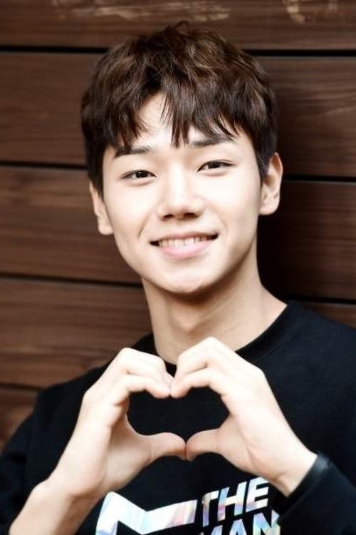 Kang Tae Woo as Kang Tae Woo