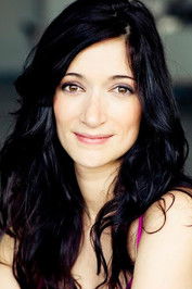 Laurie Gagné as Anna