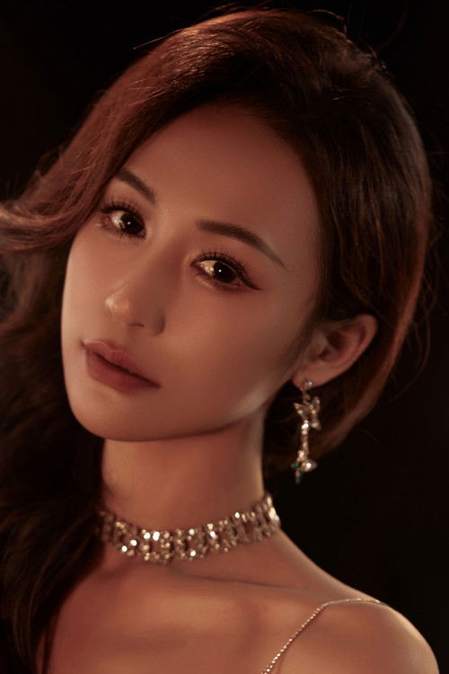 Zhang Lanxi as Qi Shi-Qi