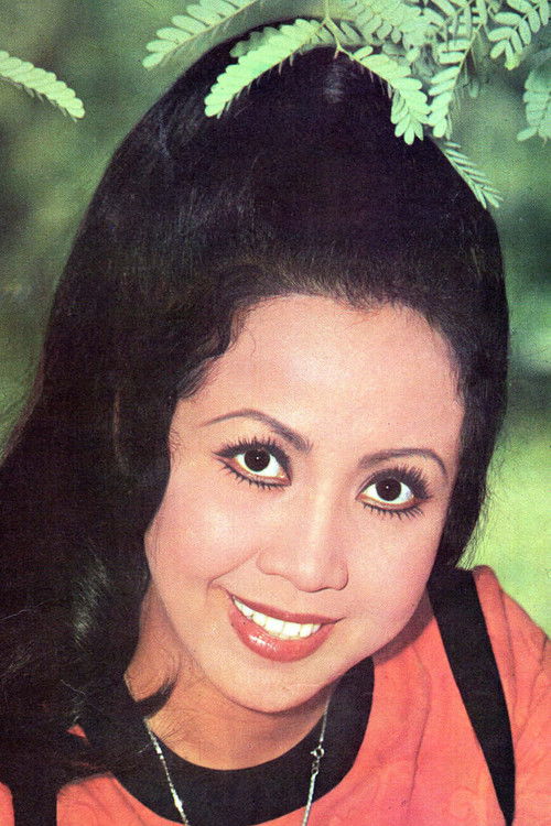 Sasithorn Phetrung as 