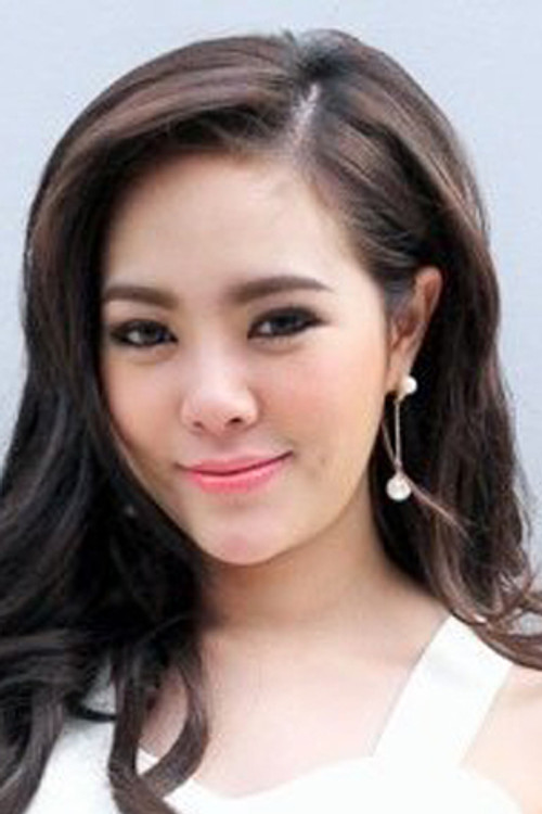 Jirantanin Pitakporntrakul as Mae