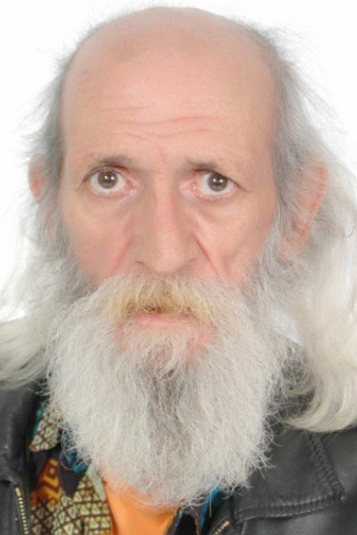 Hamid Najah as Bba L'Moukhtar (The Old Man)