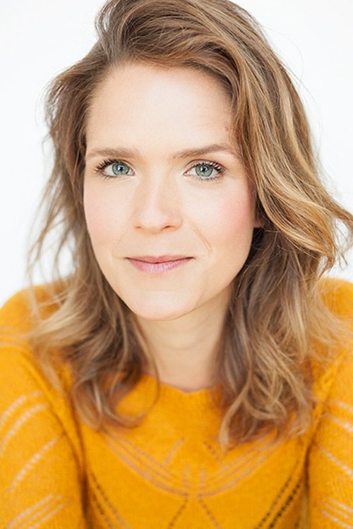 Alexandrine Warren as Jasmin the Bird (voice)