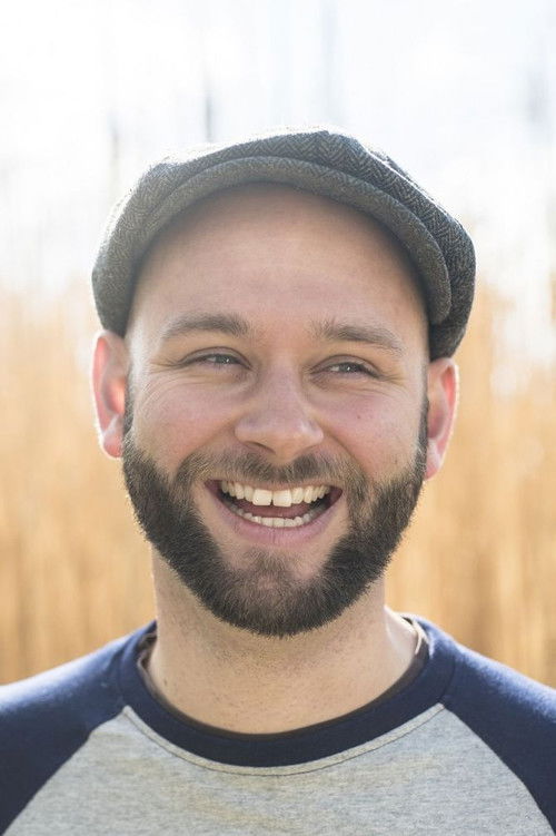 Steffen Wolf as Girgl