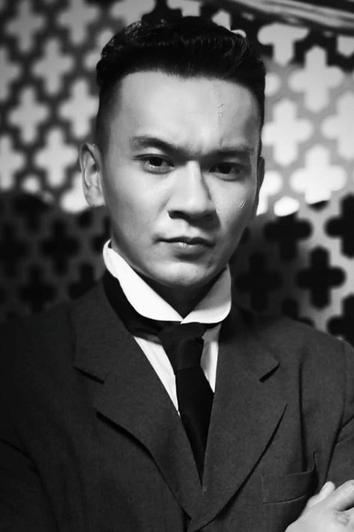 Бахтияр Байсерик as Марат