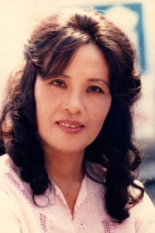 Thụy Vân as Lụa