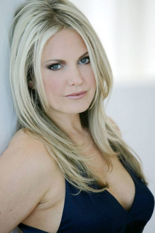 Tina Morasco as Guenevere