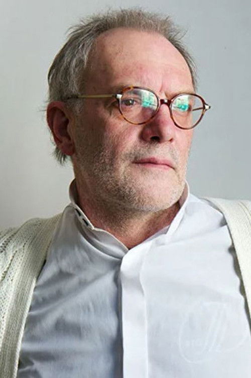 Igor Lysov as Альберт Клинг