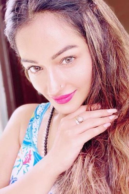 Ritika Anand as Anarosa